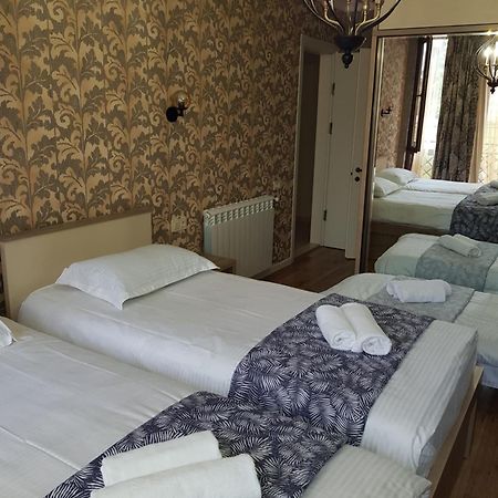 Piazza Batumi Guesthouse Zewnętrze zdjęcie