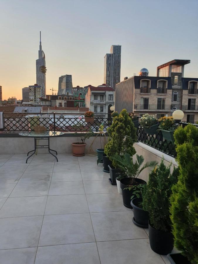 Piazza Batumi Guesthouse Zewnętrze zdjęcie