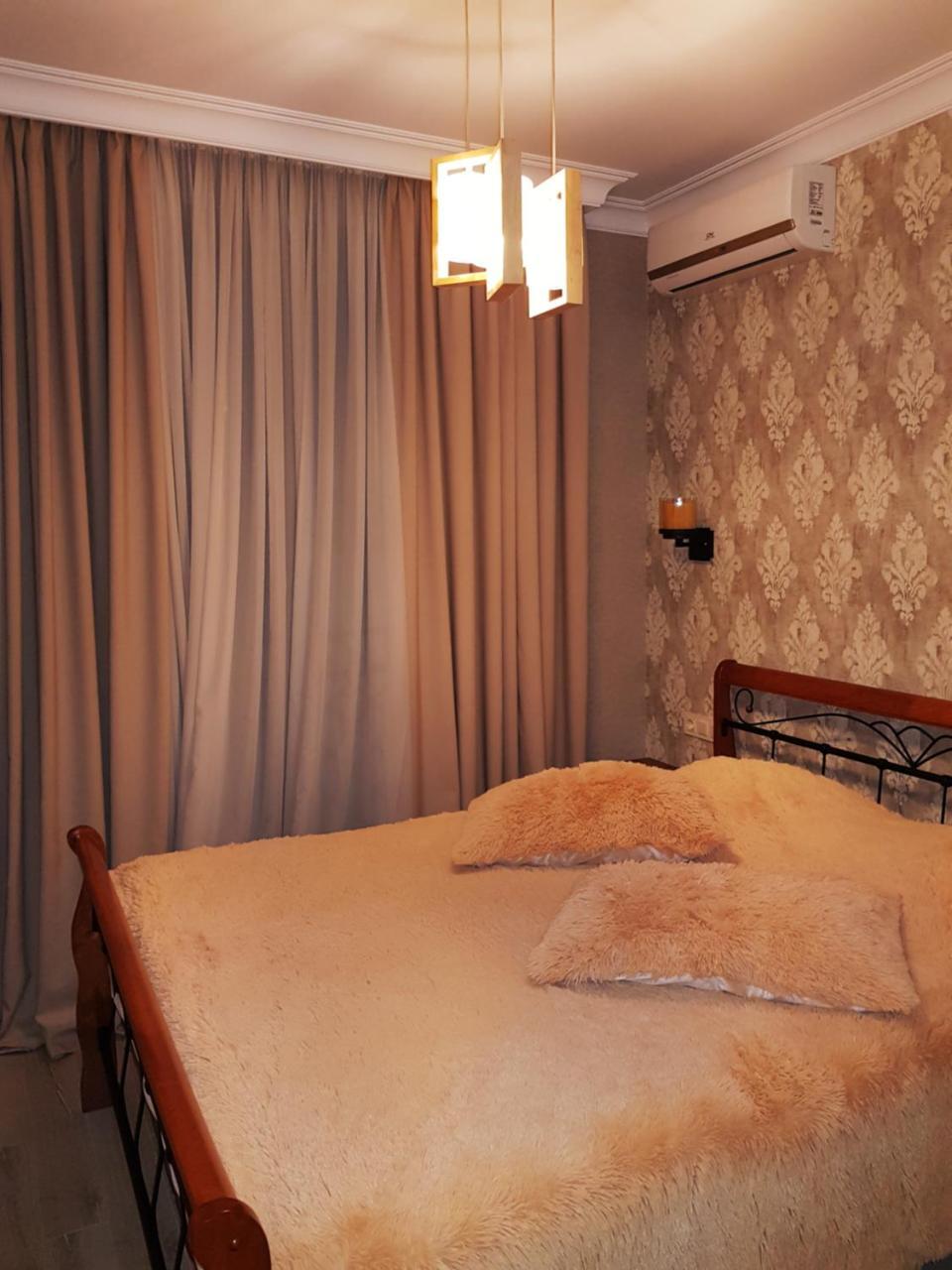 Piazza Batumi Guesthouse Zewnętrze zdjęcie
