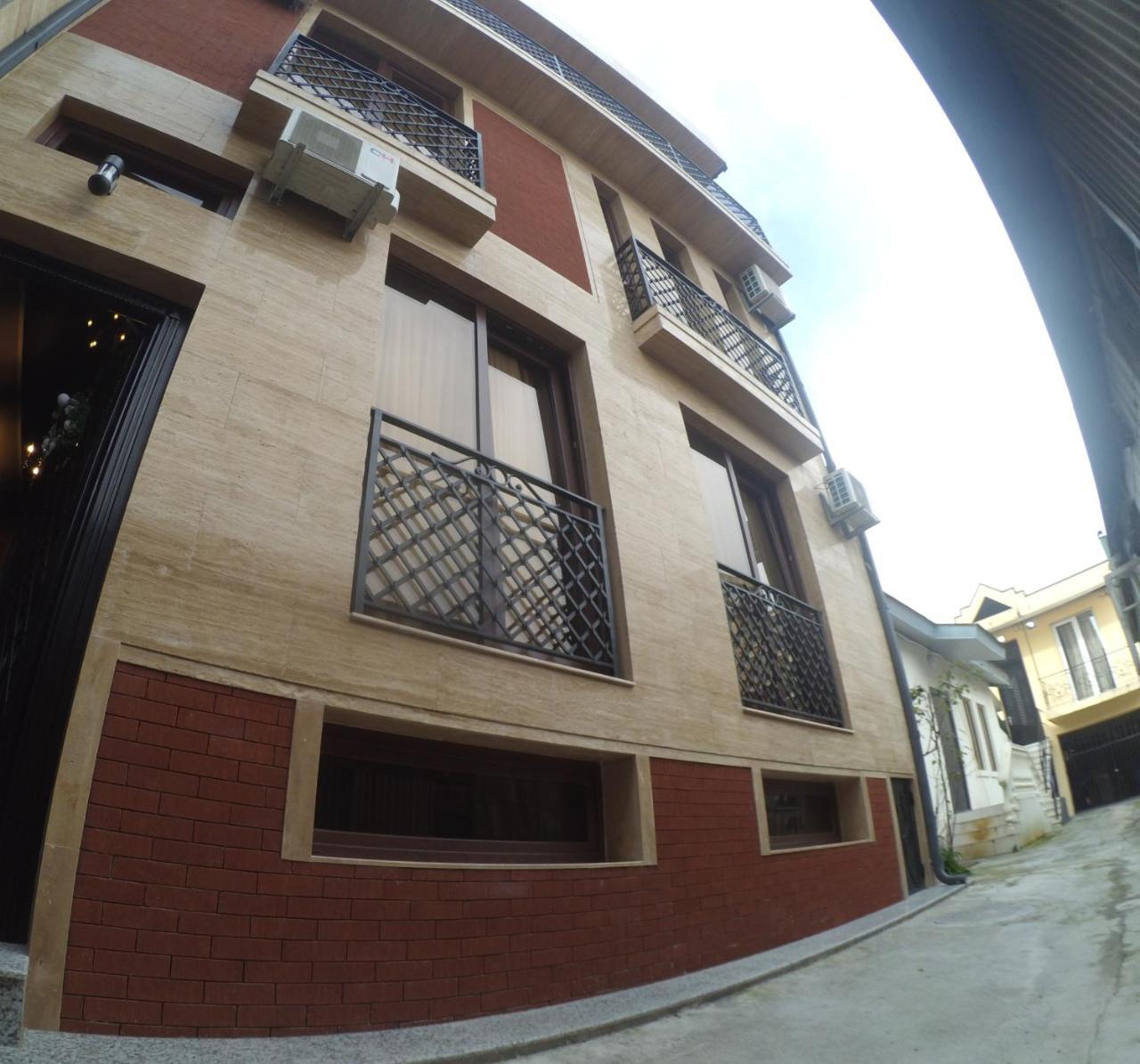 Piazza Batumi Guesthouse Zewnętrze zdjęcie