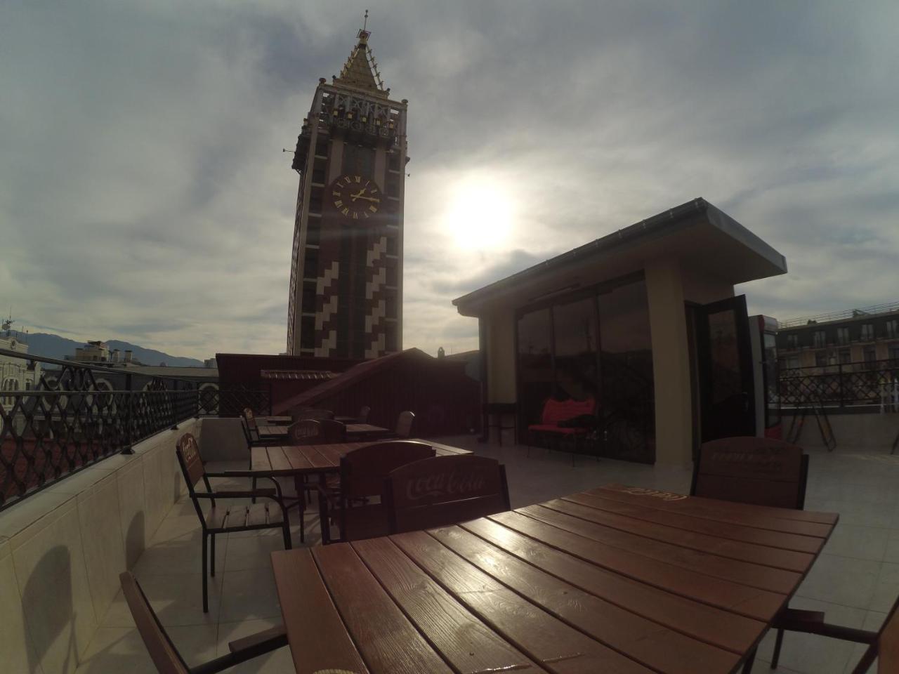 Piazza Batumi Guesthouse Zewnętrze zdjęcie