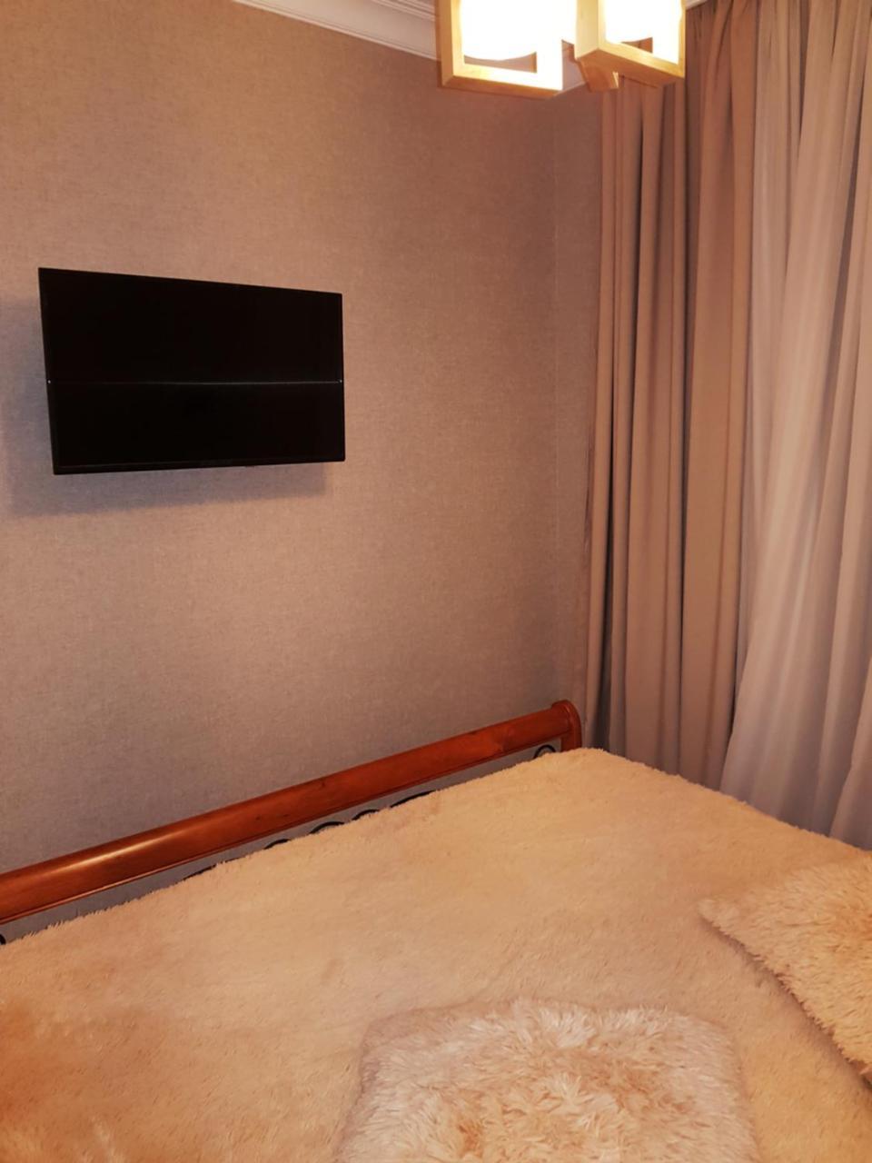 Piazza Batumi Guesthouse Zewnętrze zdjęcie