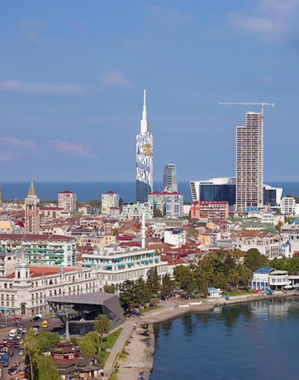 Piazza Batumi Guesthouse Zewnętrze zdjęcie